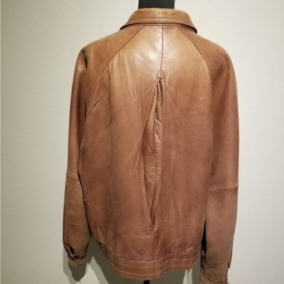 VINTAGE REMY LEATHER JACKET MADE IN USA SIZE 46. (SHD) - Picture 13 of 13